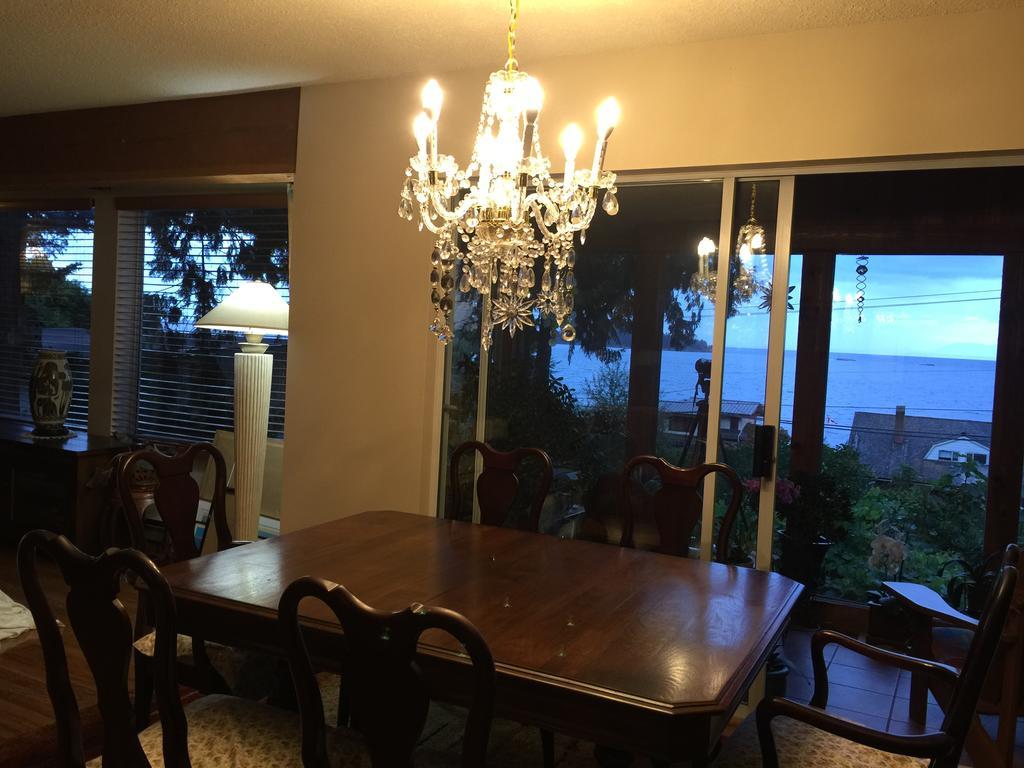 Garden Bridge House Sechelt